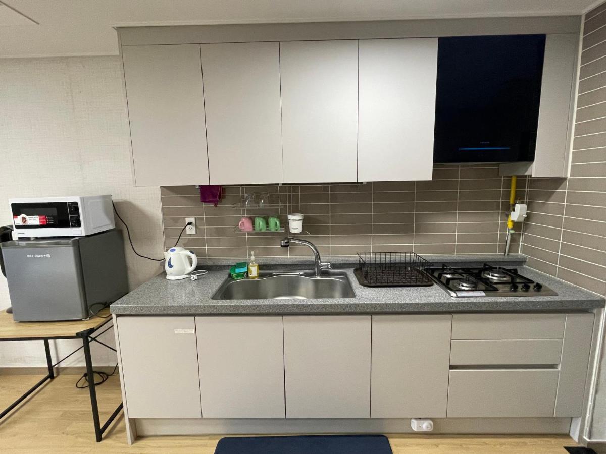 Spacious Luxury Condo W/ Kitchen Beside Hilton Clark D'Heights Mabalacat Екстериор снимка